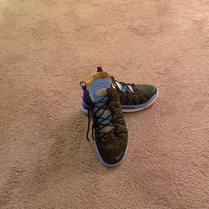 Lebron James shoes for sale